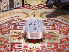 AN EARLY 20TH CENTURY STERLING SILVER BOX, C.1903