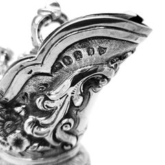 AN IMPRESSIVE PAIR OF IRISH STERLING SILVER 'ARMADA' CLARET JUGS C. 1876-1877, DUBLIN - Image 3 of 7