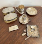 A COLLECTION OF STERLING SILVER ITEMS
