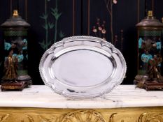 PAUL STORR: A LATE 18TH CENTURY STERLING SILVER MEAT PLATTER, LONDON, C. 1794