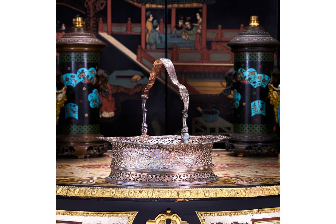 A HIGHLY IMPORTANT GEORGE GEORGE II SILVER BASKET C.1738, PETER ARCHAMBO I - Image 1 of 2