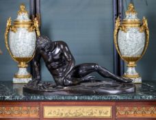 A LATE 19TH CENTURY NEAPOLITAN BRONZE FIGURE OF THE DYING GAUL