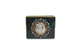 A FINE 18TH CENTURY BLOODSTONE, GOLD AND DIAMOND SNUFF BOX WITH PORTRAIT ATTR. TO COSWAY