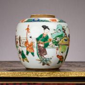 A CHINESE KANGXI FAMILLE VERTE PORCELAIN TEA JAR