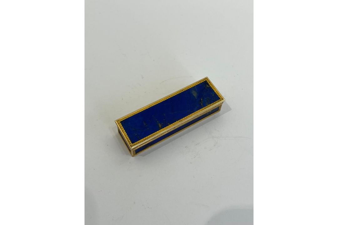 AN EARLY 19TH CENTURY FRENCH GOLD AND LAPIS LAZULI BOX - Image 5 of 12