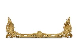 A FINE 19TH CENTURY FRENCH GILT BRONZE ADJUSTABLE FENDER