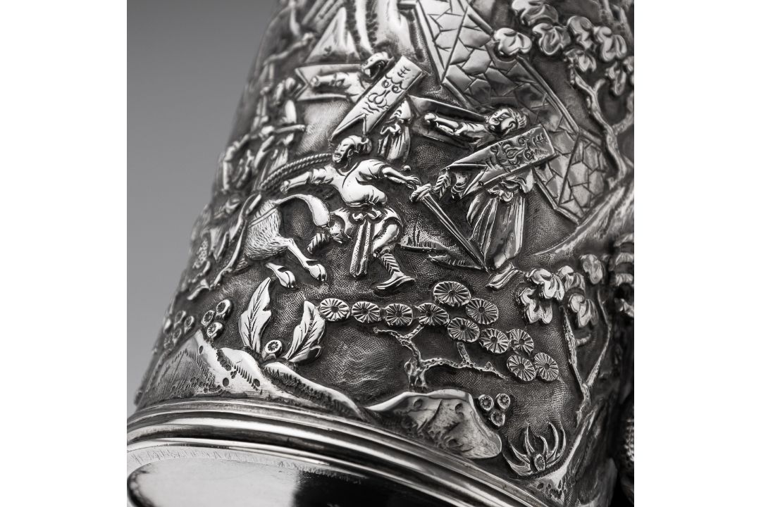 A RARE CHINESE EXPORT SOLID SILVER DRAGON MUG, SHAN JI C. 1900 - Image 15 of 25