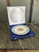 AN IMPERIAL PORCELAIN PLATE OF PERSIA BY SPODE IN DISPLAY BOX
