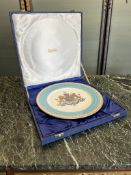 AN IMPERIAL PORCELAIN PLATE OF PERSIA BY SPODE IN DISPLAY BOX