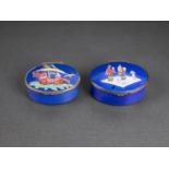 A NEAR PAIR OF 18TH CENTURY BILSTON ENAMEL SNUFF BOXES WITH CHINESE FIGURES