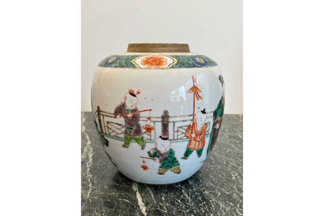 A CHINESE KANGXI FAMILLE VERTE PORCELAIN TEA JAR - Image 4 of 13