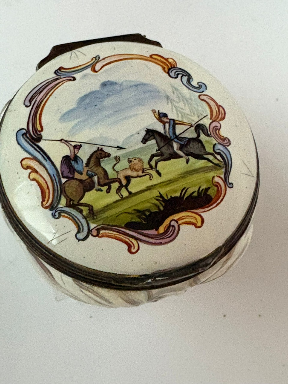 A RARE 18TH CENTURY ENGLISH BILSTON ENAMEL BONBONNIERE DEPICTING A TURK C. 1770-80 - Image 6 of 7