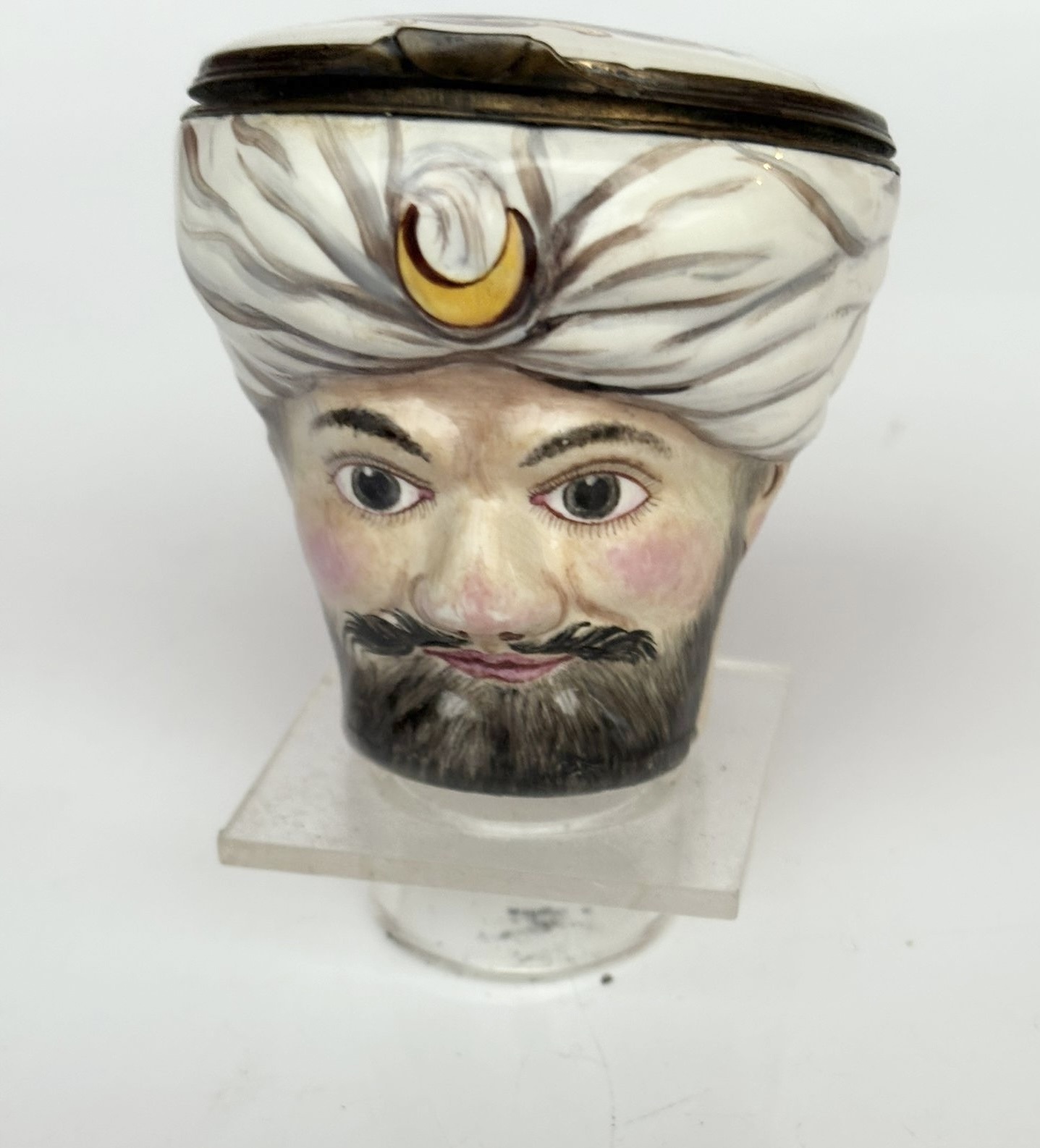 A RARE 18TH CENTURY ENGLISH BILSTON ENAMEL BONBONNIERE DEPICTING A TURK C. 1770-80 - Image 2 of 7