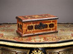 A 17TH CENTURY STYLE MARQUETRY AND OYSTER VENEERED OLIVE WOOD LACE BOX