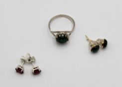 2 Paar Ohrstecker sowie 1x Ring (offene Schiene), verilsbert