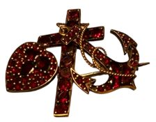 gr. Nadel "Glaube-Liebe-Hoffnung" Granate mit Tombak, 3,5x3,3 cm, 5,1 gr