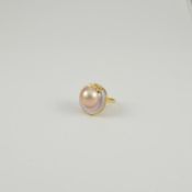 14K Yellow Gold & Pearl Ring.
