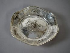 Kaser & Walter German .800 Silver Dish.