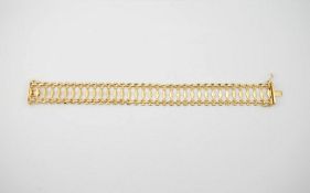 14K Italy Yellow Gold Bracelet.