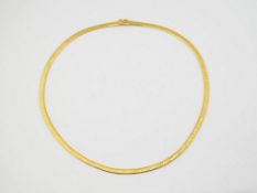 Italy 18K Yellow Gold Choker.