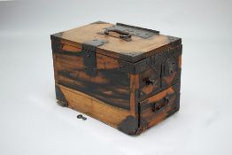 Japanese Vintage Calligraphy Box.