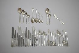Mexico .935 Silver Flatware, 35 Pieces.