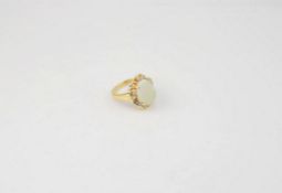 14K Yellow Gold & Opal Ring.