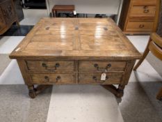 Contemporary Oak Coffee Table With 4 Storage Drawers And Lift Top.