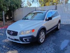 2016 Volvo XC70 4-Door Sport Utility Vehicle.