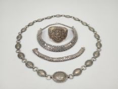 Silver metal Necklace, Choker & 2 Bracelets.