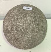 Kanonenkugel Granit handgearbeitet,