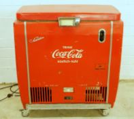 Großer Coca Cola Retro Kühlschrank ca. 1960ff. Vintage