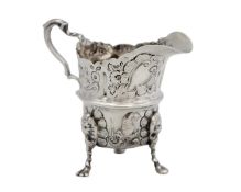 An attractive Edwardian silver cream jug, in Georgian style, by Thomas Hayes.