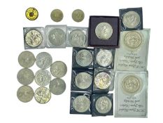 A collection of GB commemorative coins.
