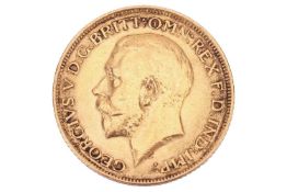 A George V full sovereign, dated 1914, obverse bare head.