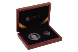 A commemorative Michael Collins two-coin set, comprising 20 Euros 2012 gold proof and 10 Euros 2012 