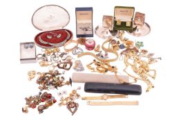A quantity of jewellery; including two 9ct gem-set rings with British Hallmarks; a pair of cultured 
