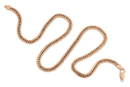 A 9ct gold flat link chain, with lobster clasp, in 9ct yellow gold with British hallmarks, measuring