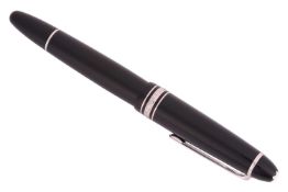Montblanc - a Meisterstück LeGrand fountain pen, silver-tone hardware, emblem inlaid into pull-off c