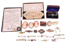 A group lot of jewellery and other items; comprising two 1/25 oz 24ct commemorative coins, cased wit