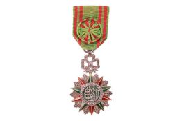 Tunisia, French Colonial, Order of Nichan Iftikhar Medal, with ribbon bow suspension, in silver and 