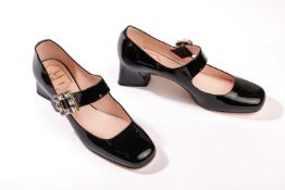 Roger Vivier - a pair of Tres Vivier Strass babies 45 pumps in black patent leather. (size 39.5) RRP