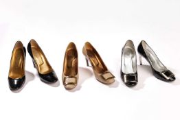 Roger Vivier - a pair of Trompette Pumps in beige patent leather (size 38); a pair of Trompette Pump