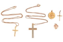 A small aggregate of jewellery items; to include a crucifix stamped '750' on a 9ct gold box link cha