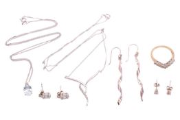 A group of jewellery, to include a 9ct gold ring illusion-set with seven diamonds, size M, 2.33 gram