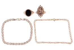 A small group of jewellery items comprising a 9ct gold onyx-set signet ring, size R, a 9ct gold smok