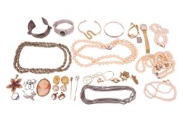 A group lot of jewellery to include; a lady's Mirexal wristwatch, case stamped 