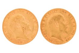Two Edward VII gold sovereigns, 1905 and 1907, 16 grams combined weight, 21 mm diameter