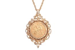 A mounted half sovereign pendant, composed of a 1905 Edward VII half sovereign, in a 9ct gold mount 