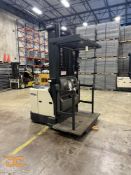 *Battery Included* Crown Order Picker - Wire Guided